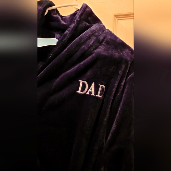 New Men's Robe - Picture 2 of 7